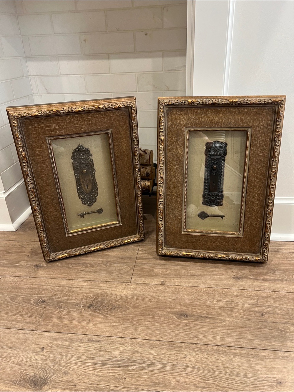 Antique-Style Brown Framed Key & Escutcheon Wall Art (Set of 2)